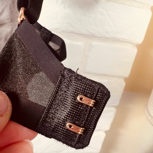 NWT Soma Sheer Shape Unlined Underwire Plunge Bra 32 DD Black #0392 - Picture 6 of 11